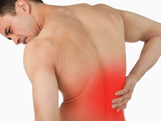 οι αιτίες του πόνου στην πλάτη