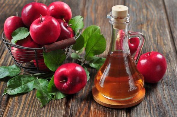 Το μηλόξυδο είναι καλό για την ανακούφιση από τον πόνο της οστεοαρθρίτιδας σε μια φλεγμονώδη άρθρωση του γόνατος. 