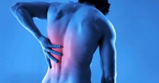 η θεραπεία του πόνου στην πλάτη