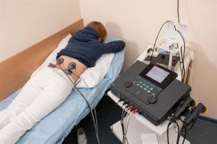 Ηλεκτροφόρηση συνταγογραφείται σε ασθενείς για τη θεραπεία χαμηλότερο πόνο στην πλάτη και τη φλεγμονή